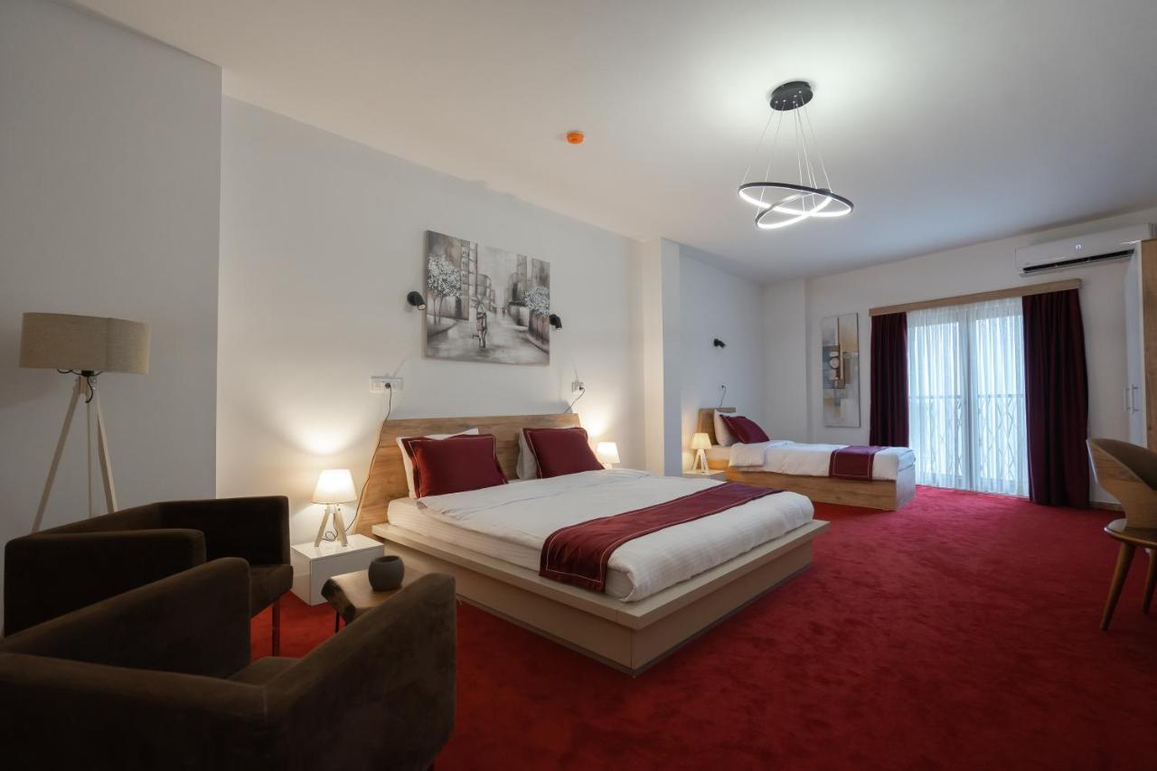 Austrian Palace Hotel 斯科普里 外观 照片